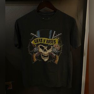 Vintage style band tee.